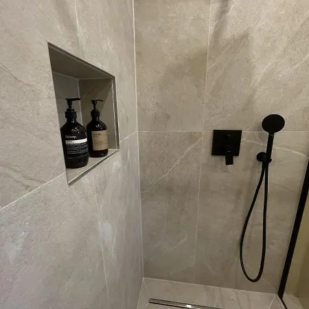 Апартаменты Cozy Matijas With Private Parking And Terrace Сплит