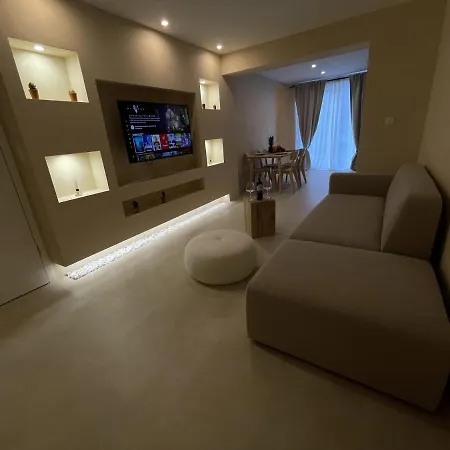 Апартаменты Cozy Matijas With Private Parking And Terrace